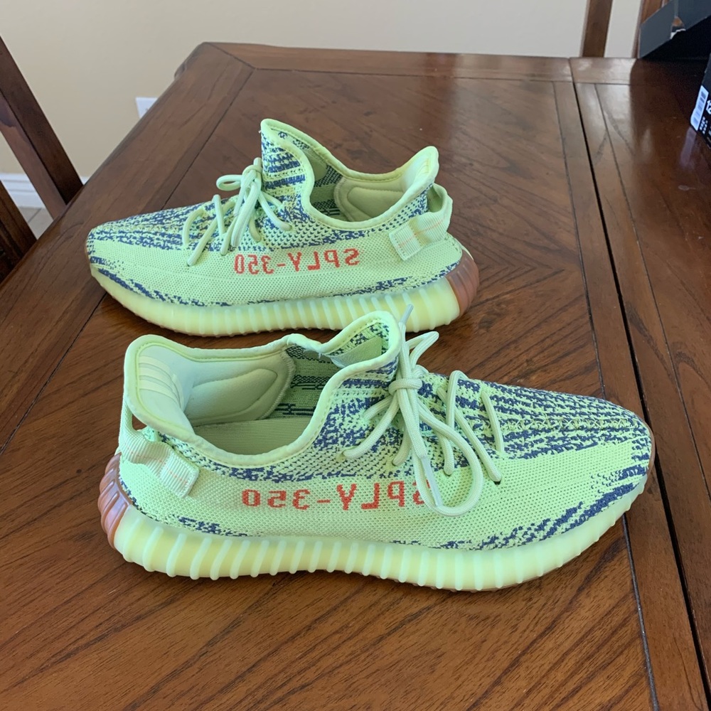 Yeezy Boost 350 V2 “semi-frozen yellow”